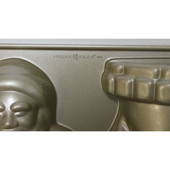 Nordic Ware Vintage Santa 3D Cake Pan Williams Sonoma Holiday Christmas 10-cup - Picture 3 of 4